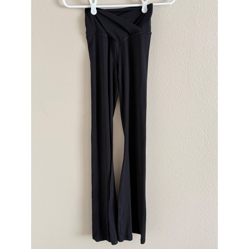 Offline by Aerie Real Me Crossover Flare Leggings Black High Rise Small Petite